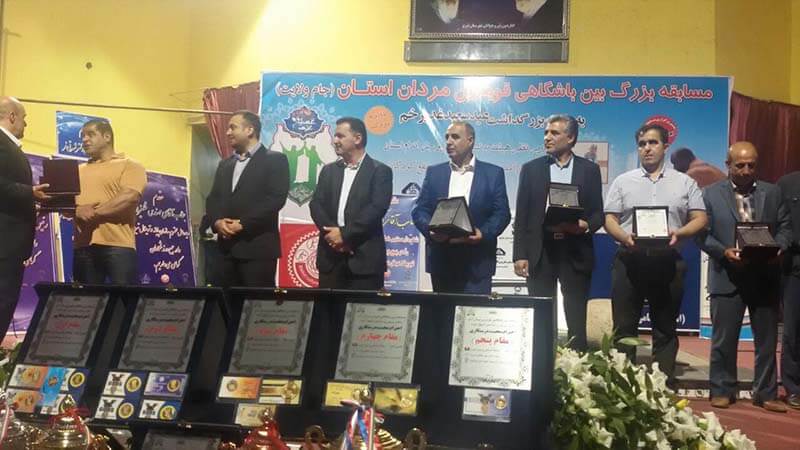 در اختتامیه مسابقات قوی ترین مردان از مدیران گروه سرمایه گذاری دریک تجلیل شد